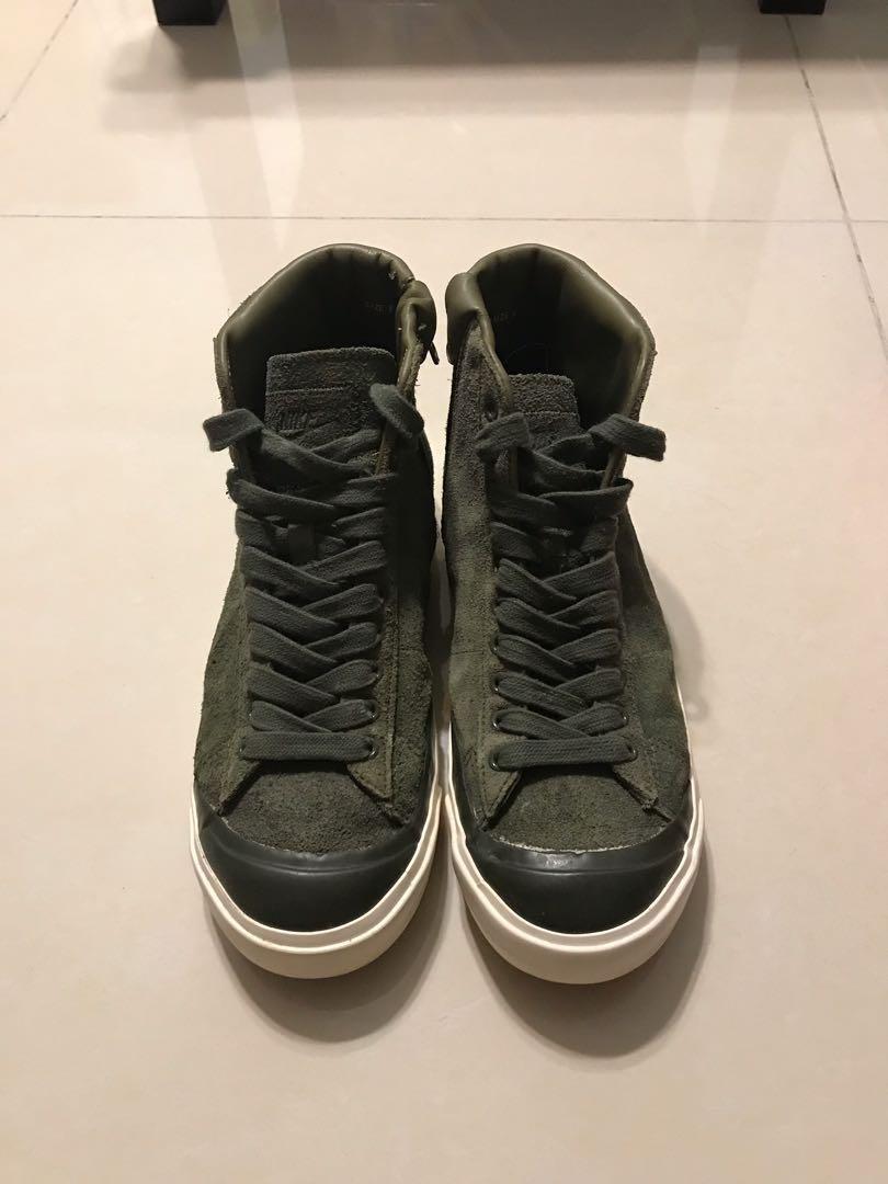 nike blazer with zipper