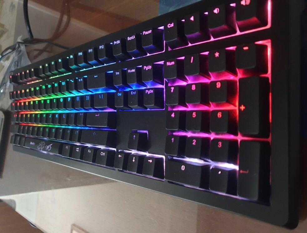 ORIGINAL Ducky Shine 5 RGB Mechanical Keyboard in Cherry MX Blue