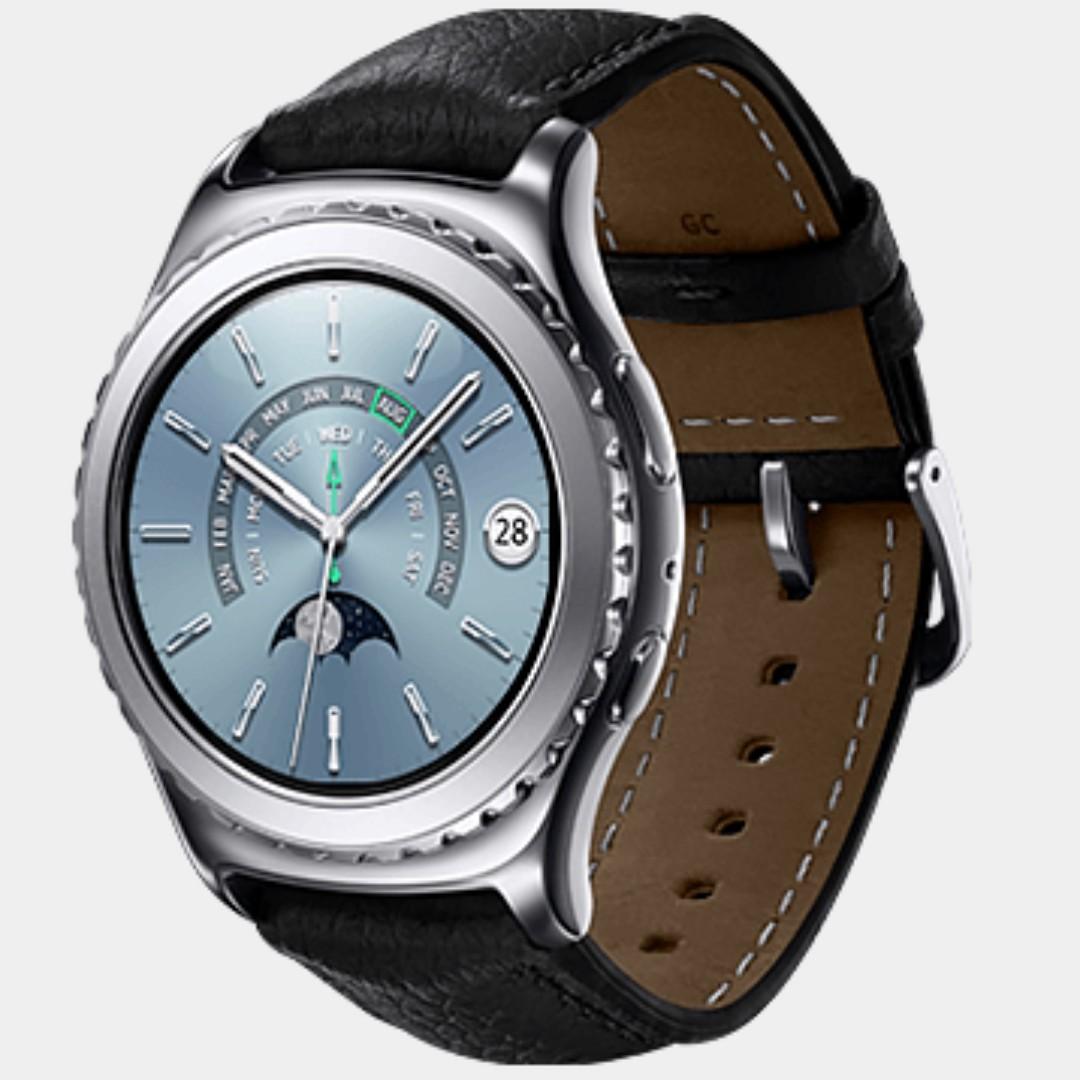 Samsung Gear S2 Classic Men S Fashion Watches On Carousell