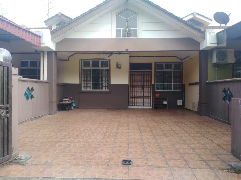 Ssth Bukit Indah Bukit Indah Johor Bahru 3 Bed 2 Bath Below Market