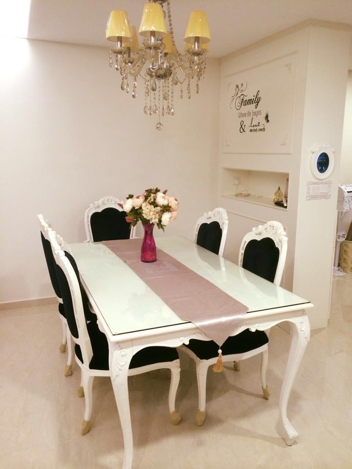 victorian dining room tables