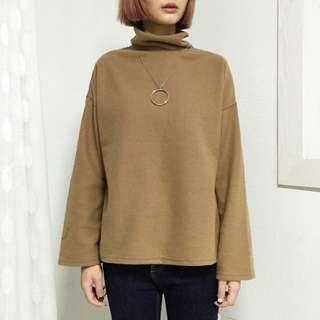 (便宜出清）92pleats 咖 高領上衣 studio doe dogoose cover.com