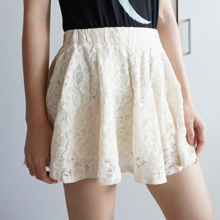Floral Print V Seam Mini Skirt - Buy Fashion Wholesale in The UK