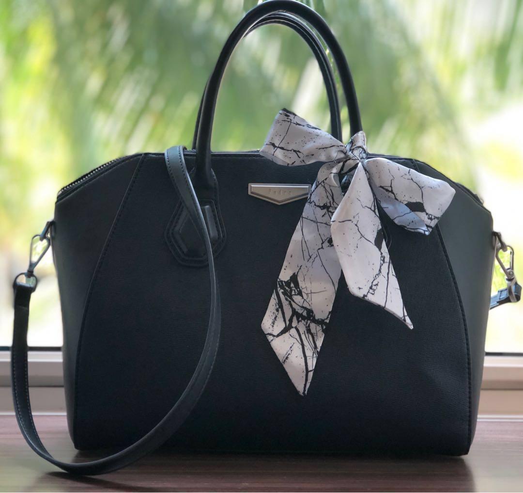 ladies navy bag