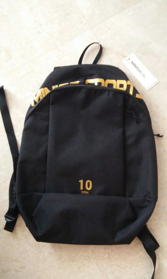 Miniso sport deals backpack