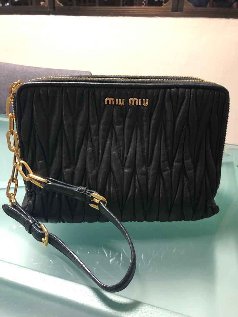 miu miu sling bag
