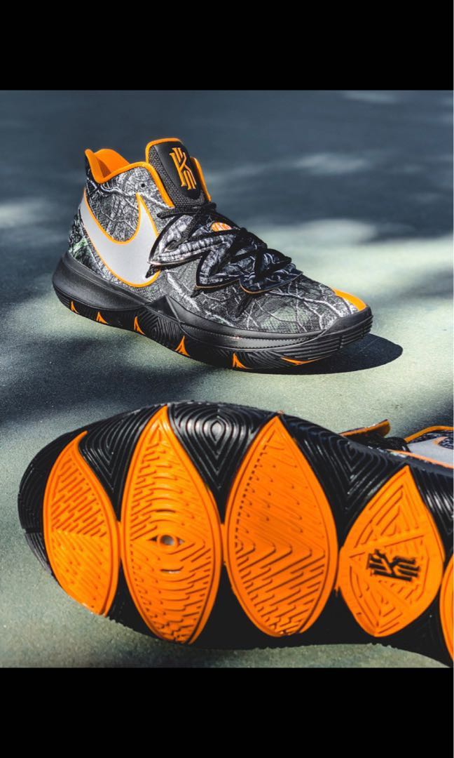 Kyrie taco footlocker top