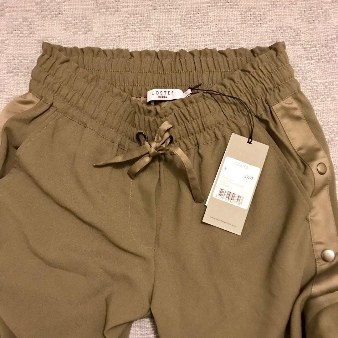 Pants (EU brand) (Category: Other Bottoms) located in Manila. Submitted by declutters137 (Listing ID 216612907, Image 1). Description: Never worn.