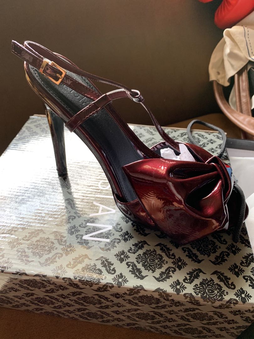 Parisian heels, Women's Fashion, Footwear, Heels on Carousell