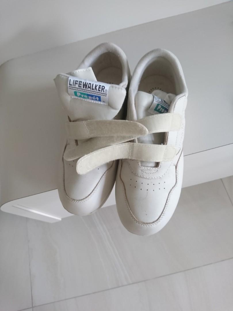 propet velcro sneakers