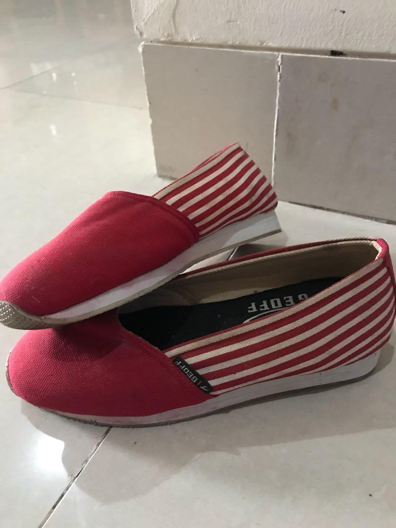 Sepatu Merk Geoff Max Size 38 Fesyen Wanita Sepatu Di Carousell