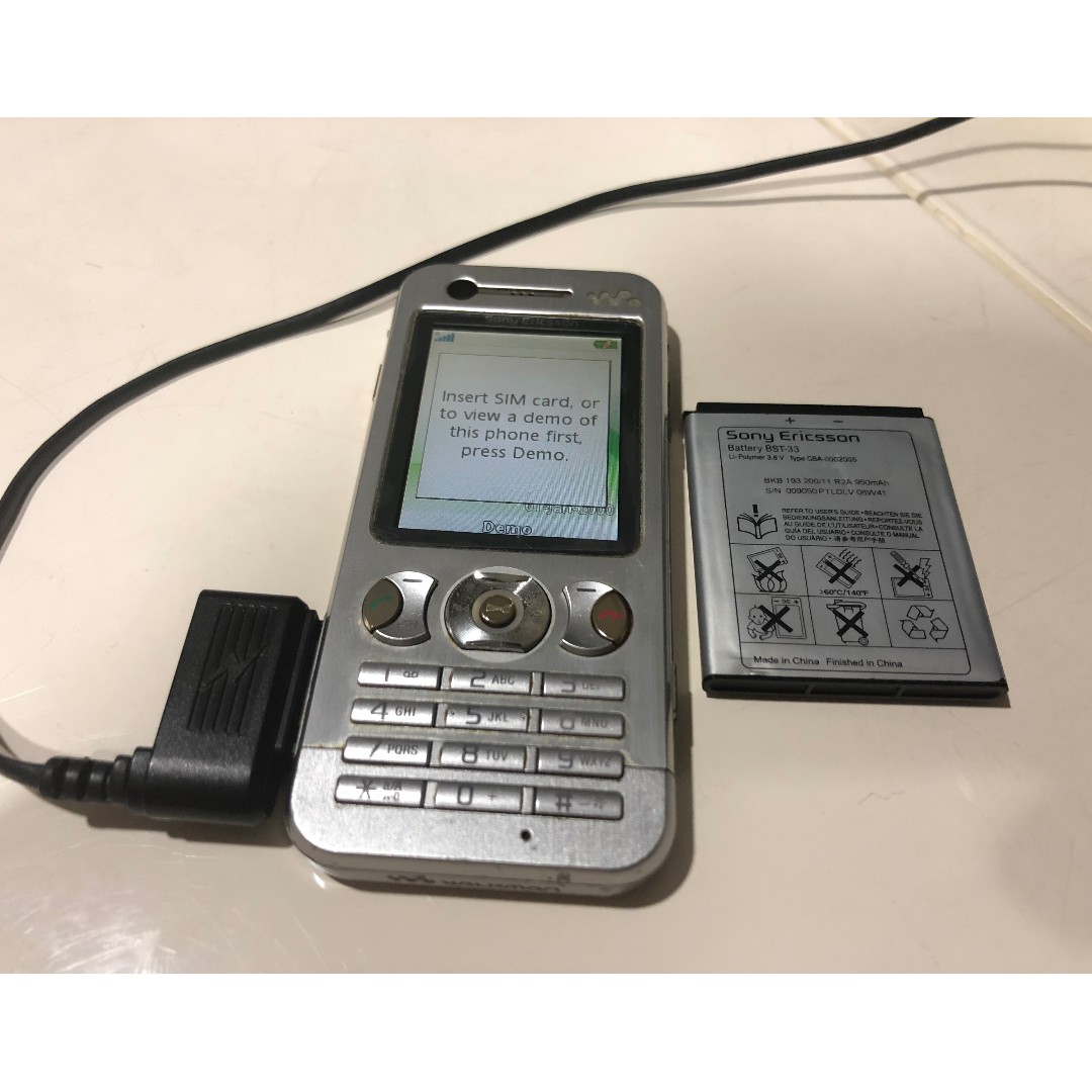 Sony Ericsson W890I Colour Screen + Camera Phone 3MP, Mobile Phones &  Tablets, Others on Carousell