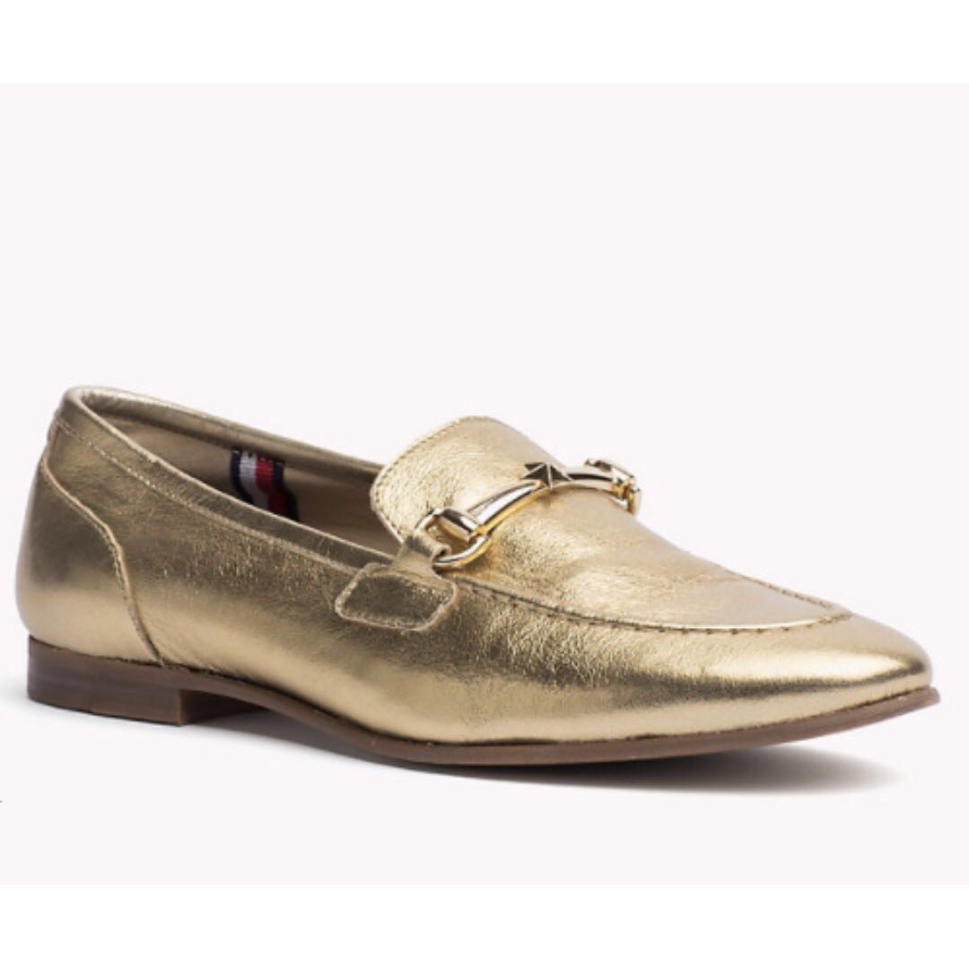 tommy hilfiger heeled loafers
