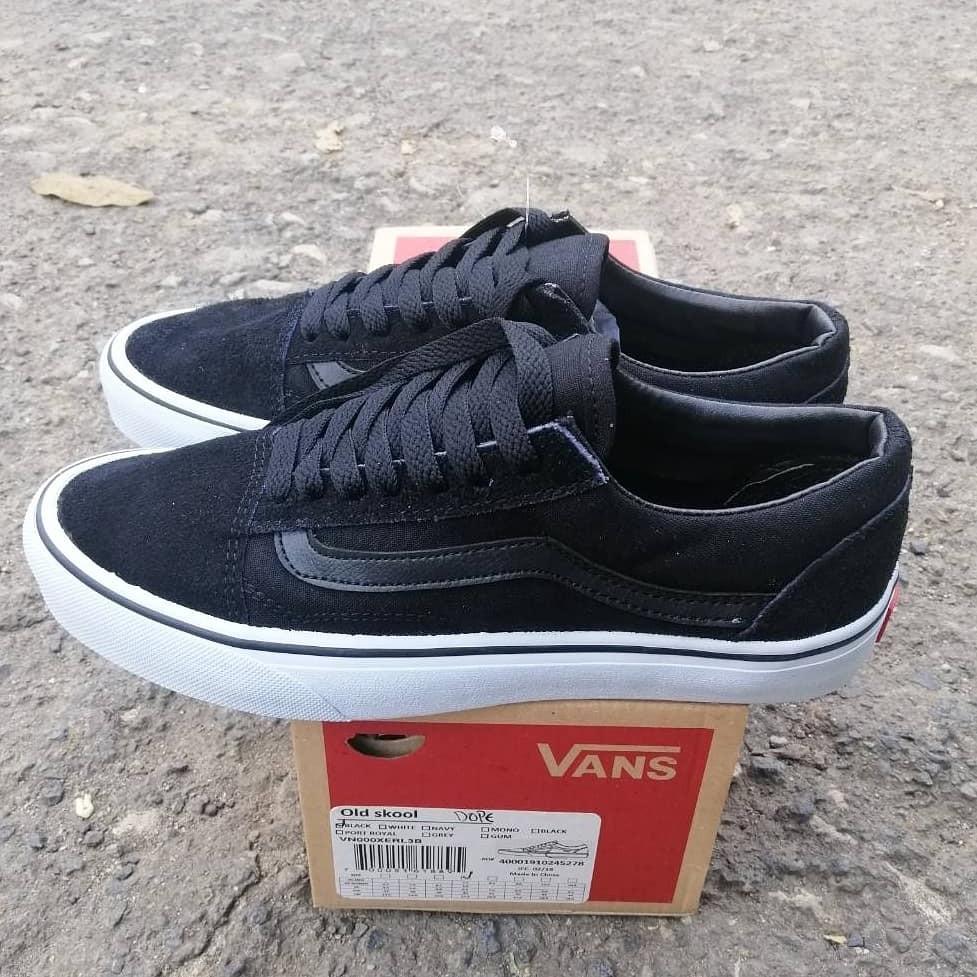 vans authentic black dope
