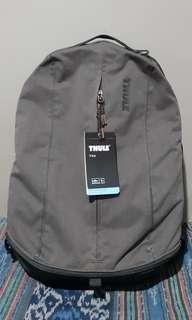 Thule VEA Backpack Laptop 15.6 Inch TVIP 116 21

(with tag)