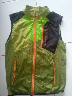 (Kategori: ) berada di . Dikirim oleh campout (ID iklan 216680585, Gambar 1). Deskripsi: .