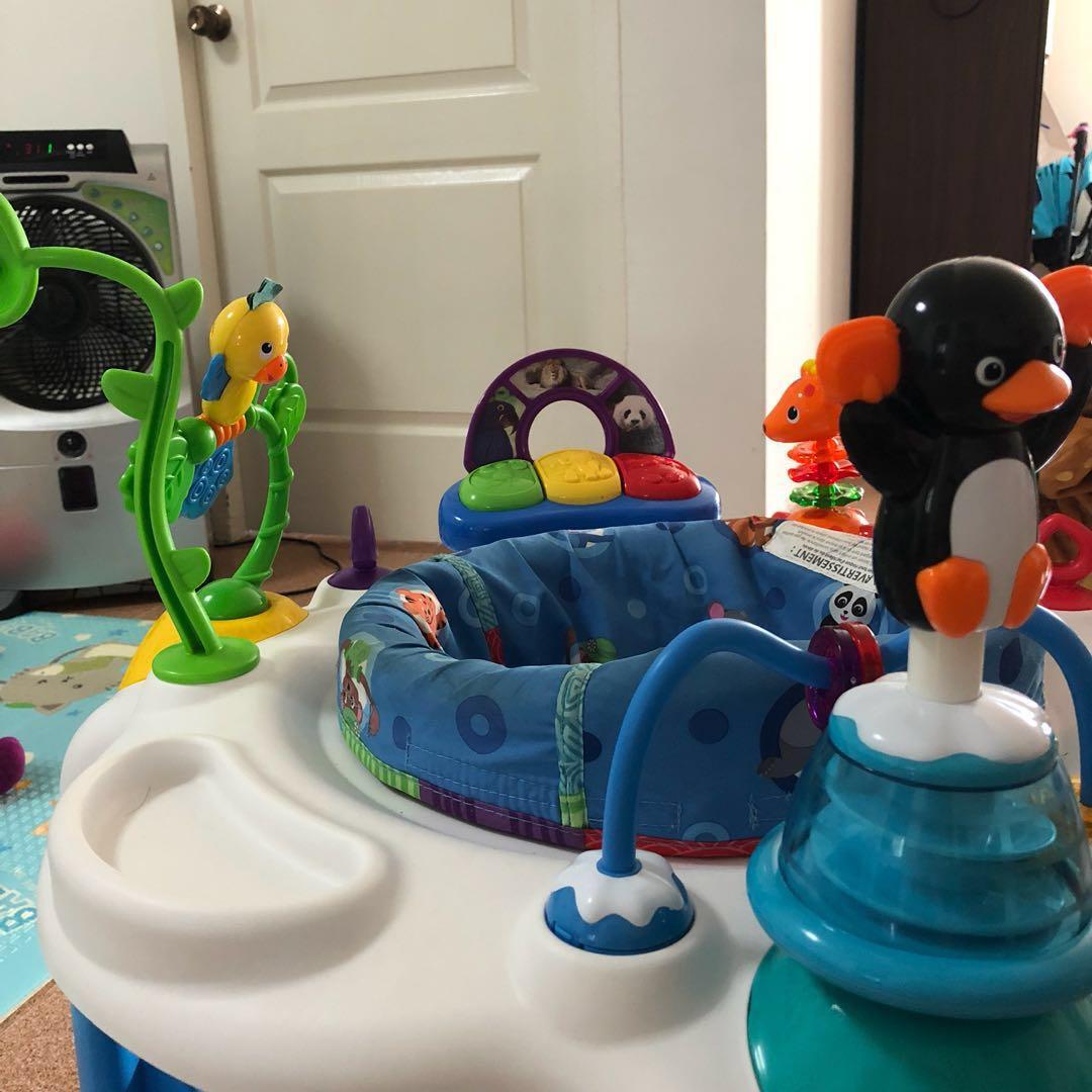 Baby Einstein Activity Center / Exersaucer, Babies & Kids, Infant