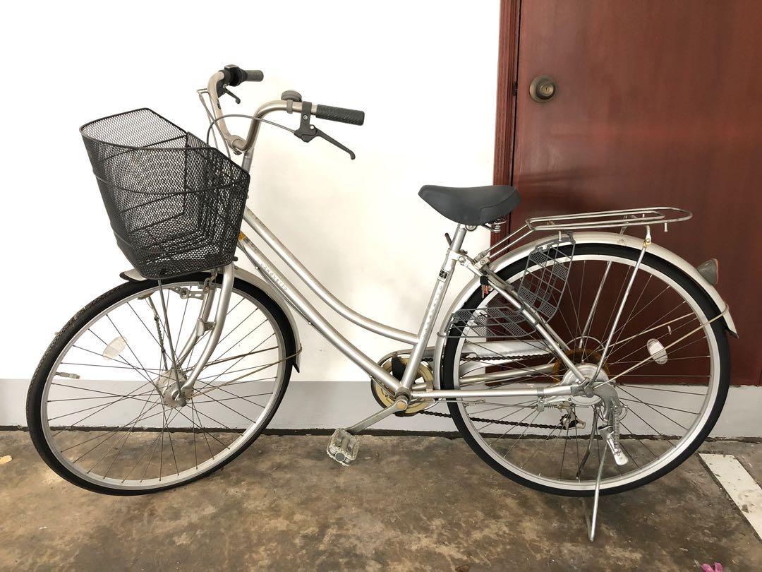 Bicycle with basket (Shipped from Japan), Sports Equipment 