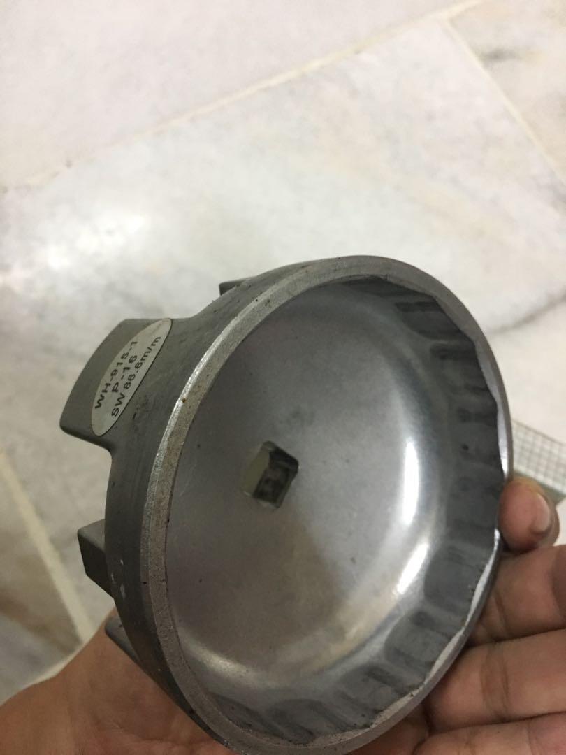 BMW E46 318i oil filter wrench. N46 engine. Valvetronic., Auto