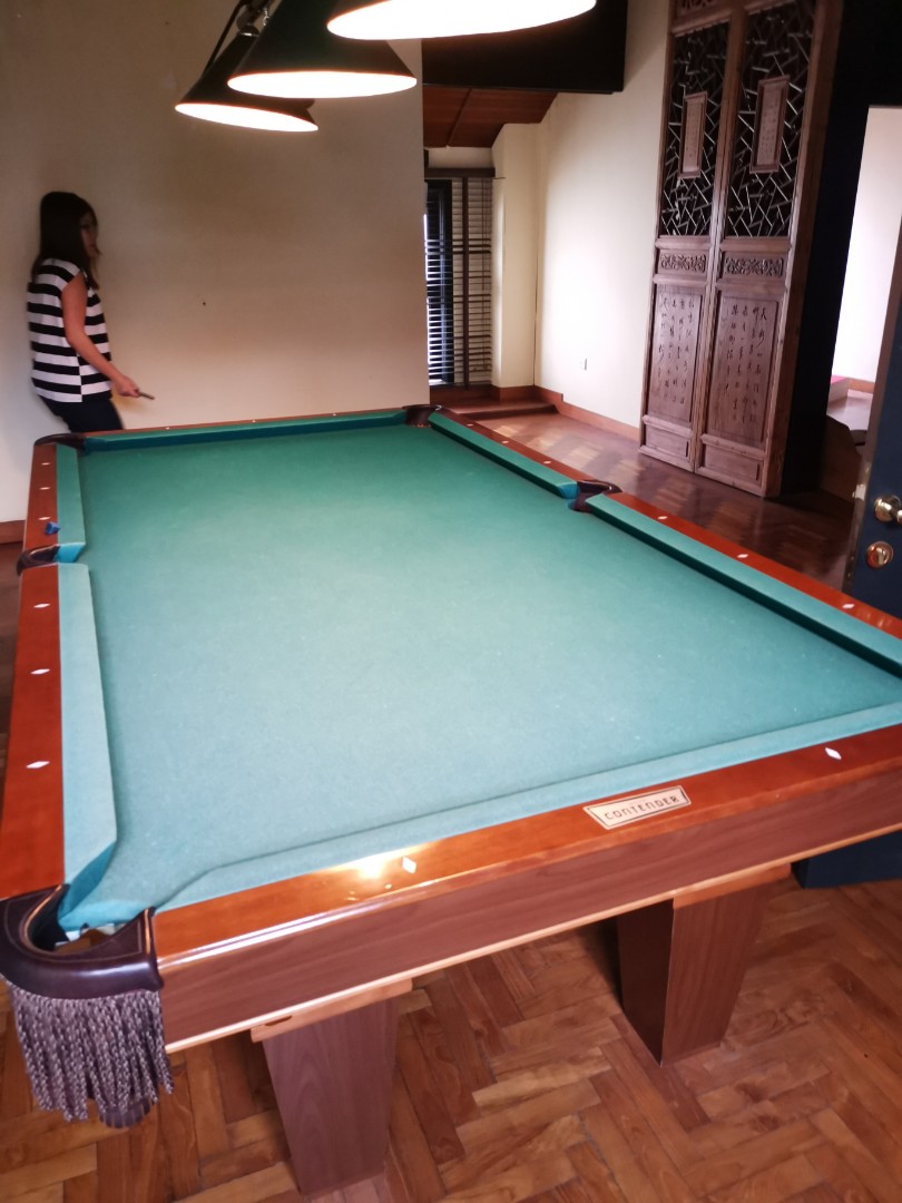 Brunswick Contender Pool Table