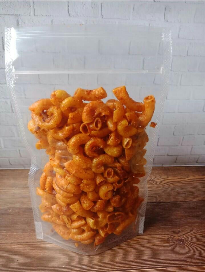 Cemilan Pedas Makanan Minuman Snek Di Carousell Untuk melancarkan program diet, kamu bisa mengonsumsi cemilan untuk diet yang enak dan sehat.