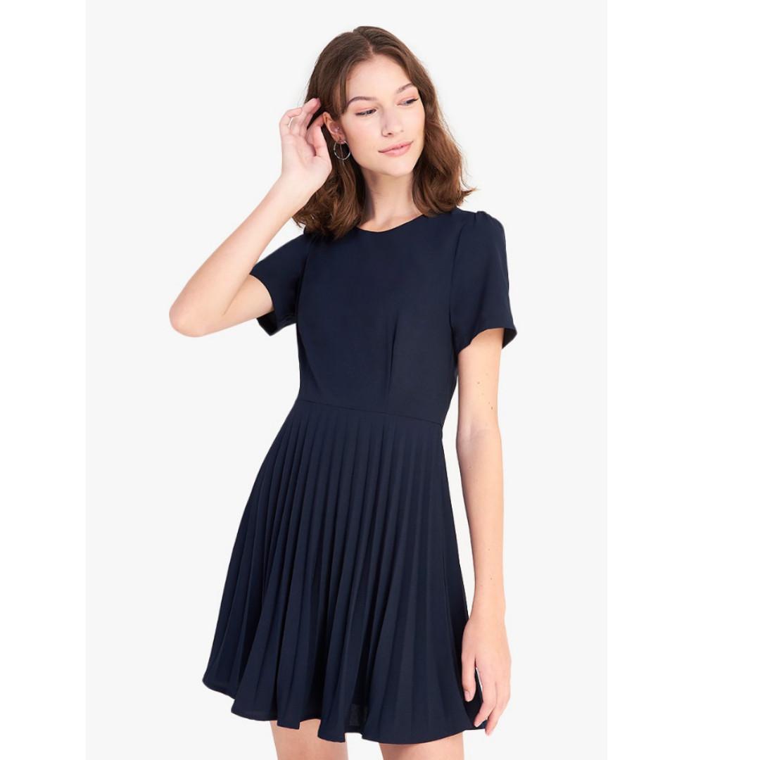 open lace back dress Pleated Contour Dress  Elie Tahari