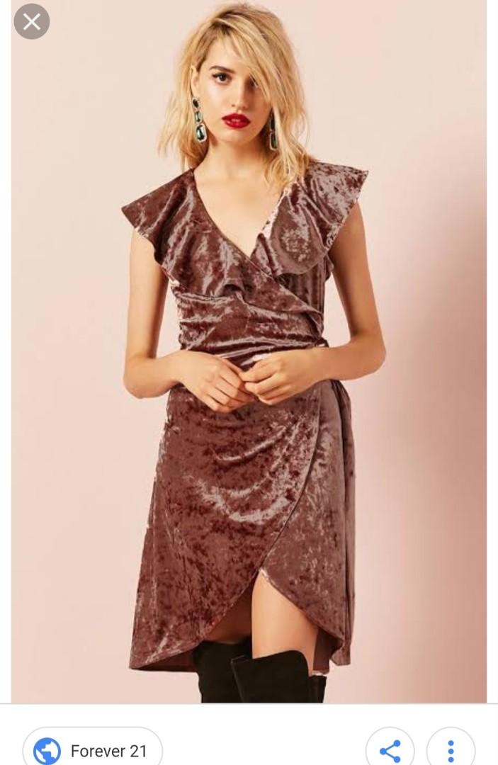 Forever 21 store velvet wrap dress