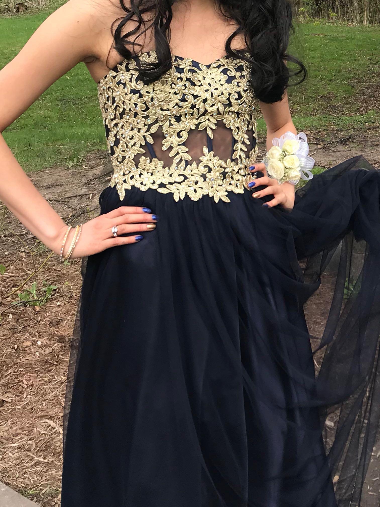 Laura hotsell prom dresses