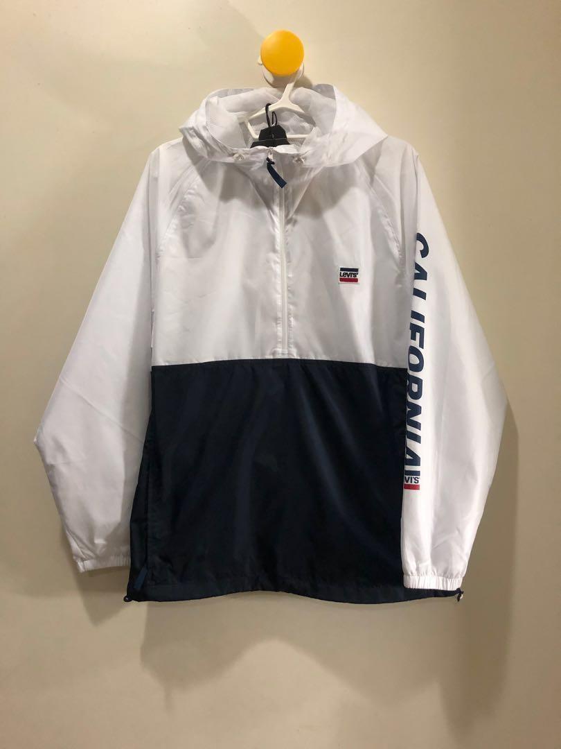 男版 全新levis衝鋒防風半開襟外套s號 偏大 他的時尚 外套在旋轉拍賣
