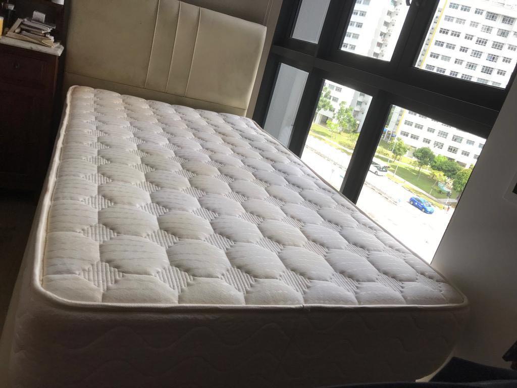 Luxury Englander Super Single Mattress Furniture Beds Mattresses On Carousell