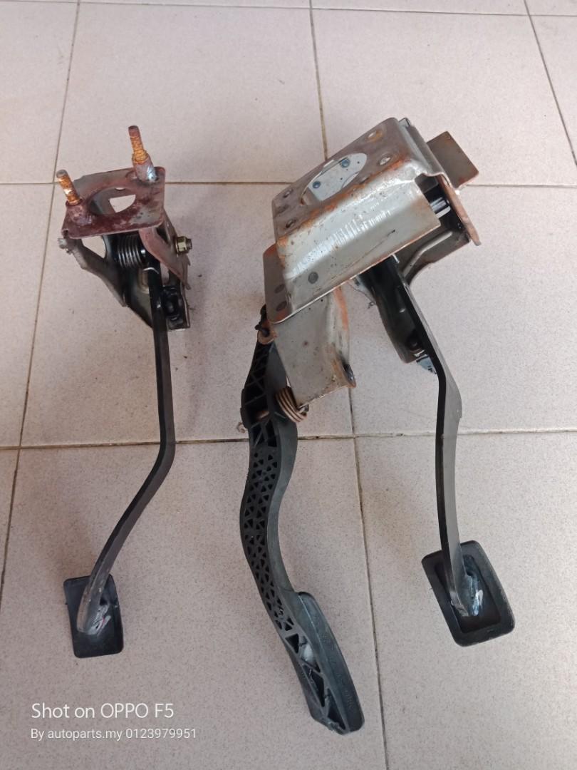 pedal set clutch pump wira, Auto Accessories on Carousell