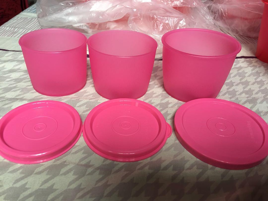Tupperware Small Container (Category: Food Organisation & Storage) located in Singapore. Submitted by sukabelanja (Listing ID 216679503, Image 2). Description: Brand New. Price for 1 set (blue/pink).