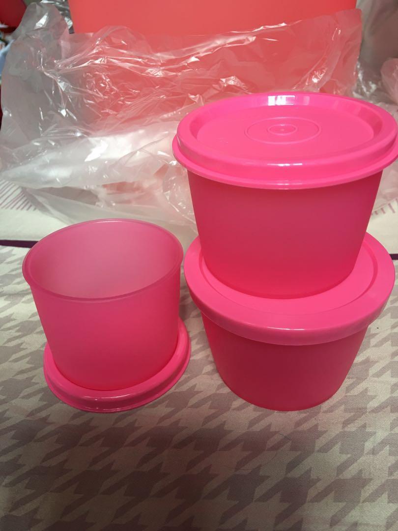 Tupperware Small Container (Category: Food Organisation & Storage) located in Singapore. Submitted by sukabelanja (Listing ID 216679503, Image 3). Description: Brand New. Price for 1 set (blue/pink).