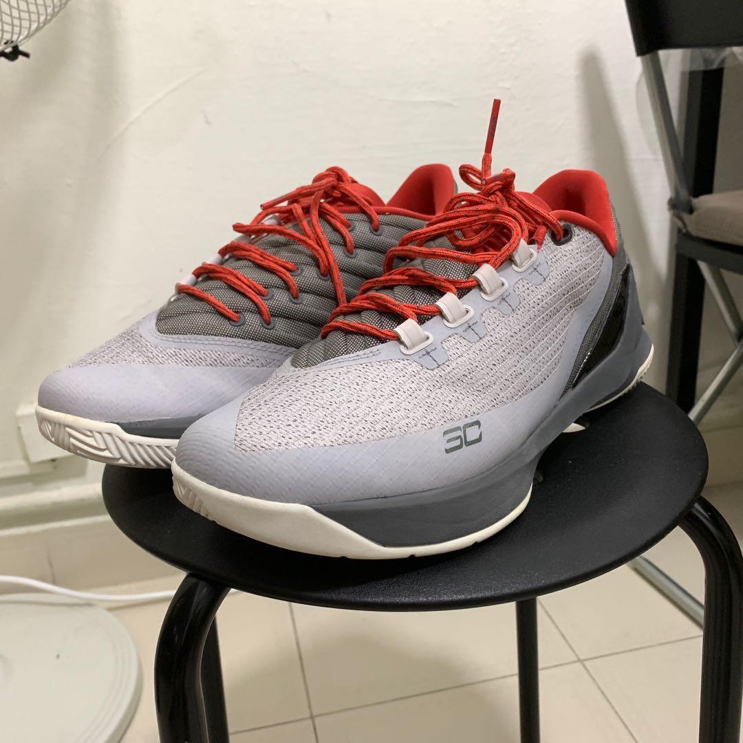 Under armor Curry 3, Men's Fashion, Footwear, Sneakers on Carousell