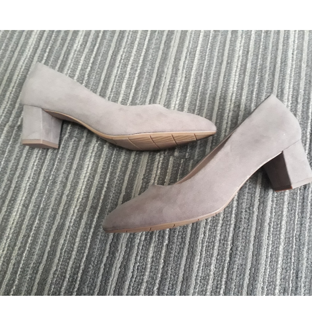 Uniqlo chunky heels cheap