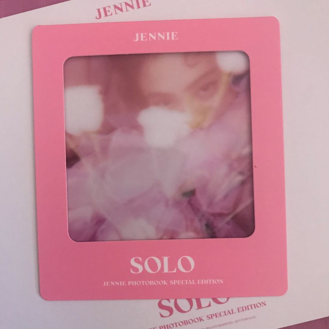 Toys,　SOLO　Hobbies　Collectibles,　PHOTOBOOK　EDITION　on　JENNIE　WTT/WTS]　Memorabilia　K-Wave　SPECIAL　PHOTOCARD,　Carousell