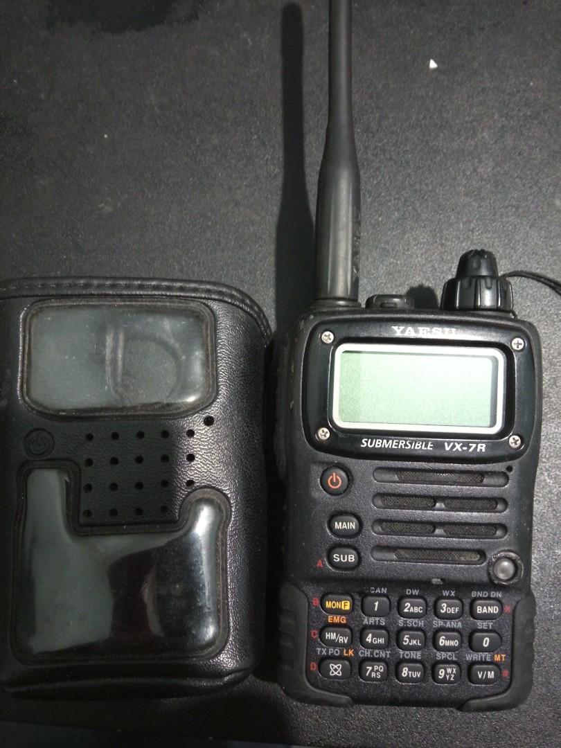 Yaesu VX-7R 三頻防水對講機, 手提電話, 對講機- Carousell