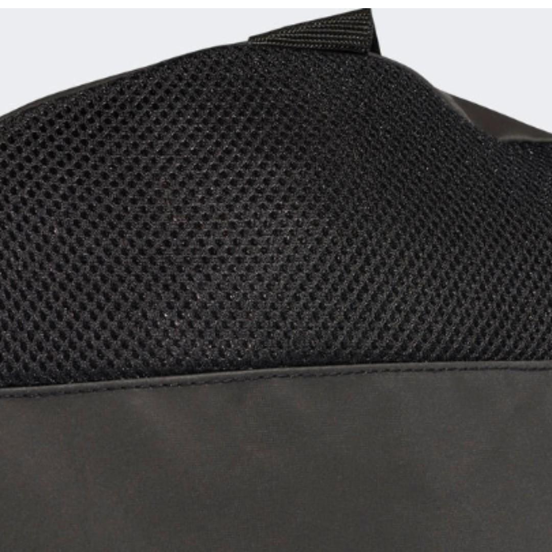 ADIDAS CONVERTIBLE 3STRIPES DUFFEL BAG LARGE, Sports Equipment, Exercise & Fitness, Toning