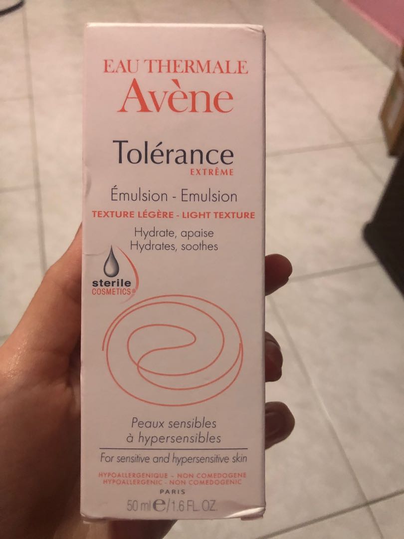 avene tolerance light emulsion