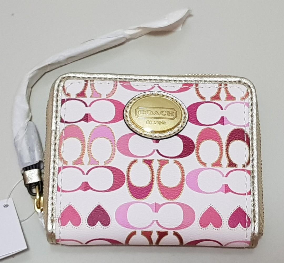 coach peyton wallet
