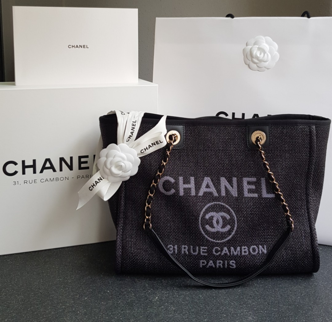 Preloved Chanel Glazed Deauville tote bag, Navy blue, Luxury, Bags &  Wallets on Carousell
