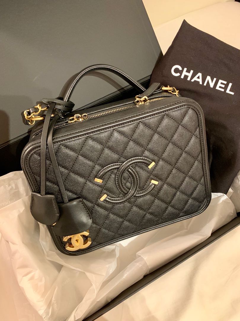 Chanel vanity clearance case 24cm