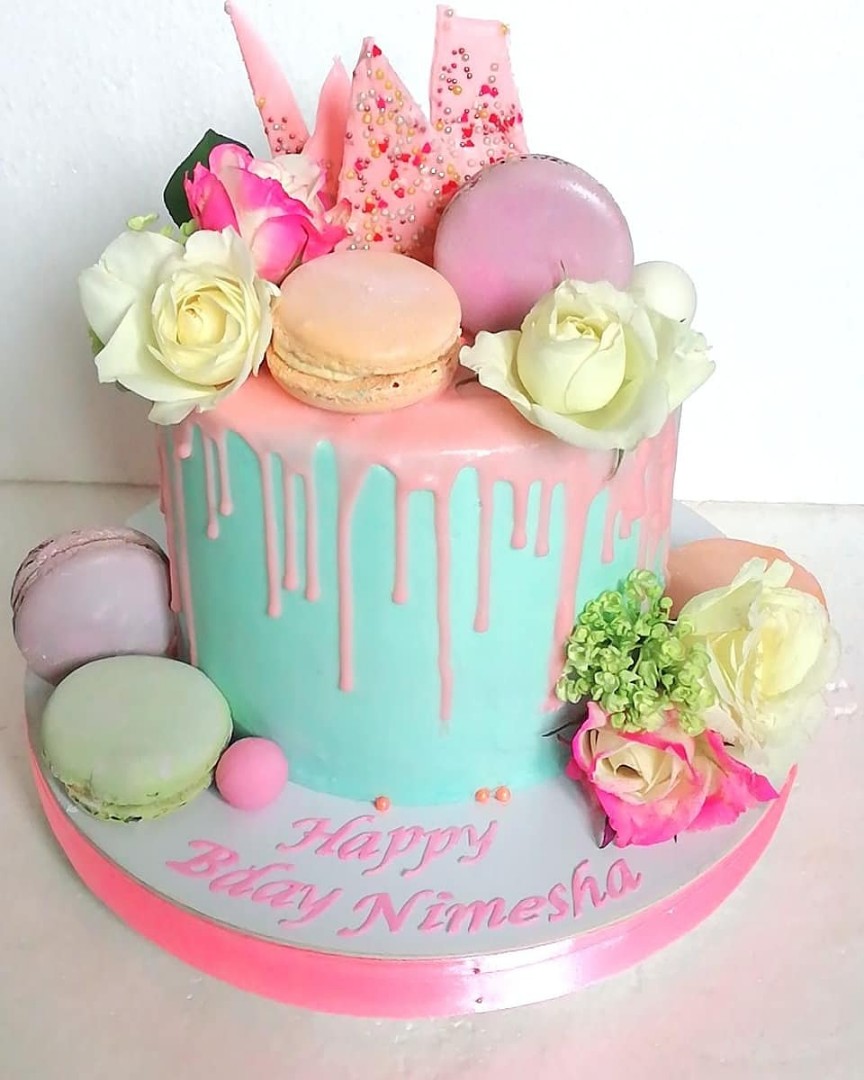 Chocolate drip Birthday cake with Macaroons and roses, Food & Drinks ...