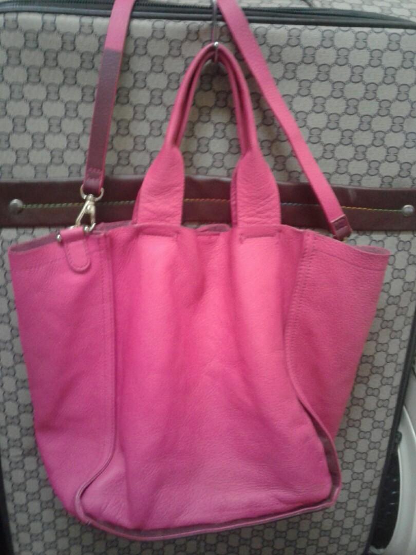 gap leather tote bag