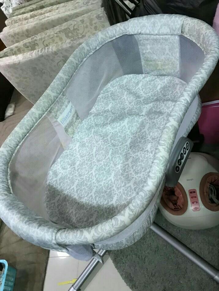 swivel co sleeper bassinet