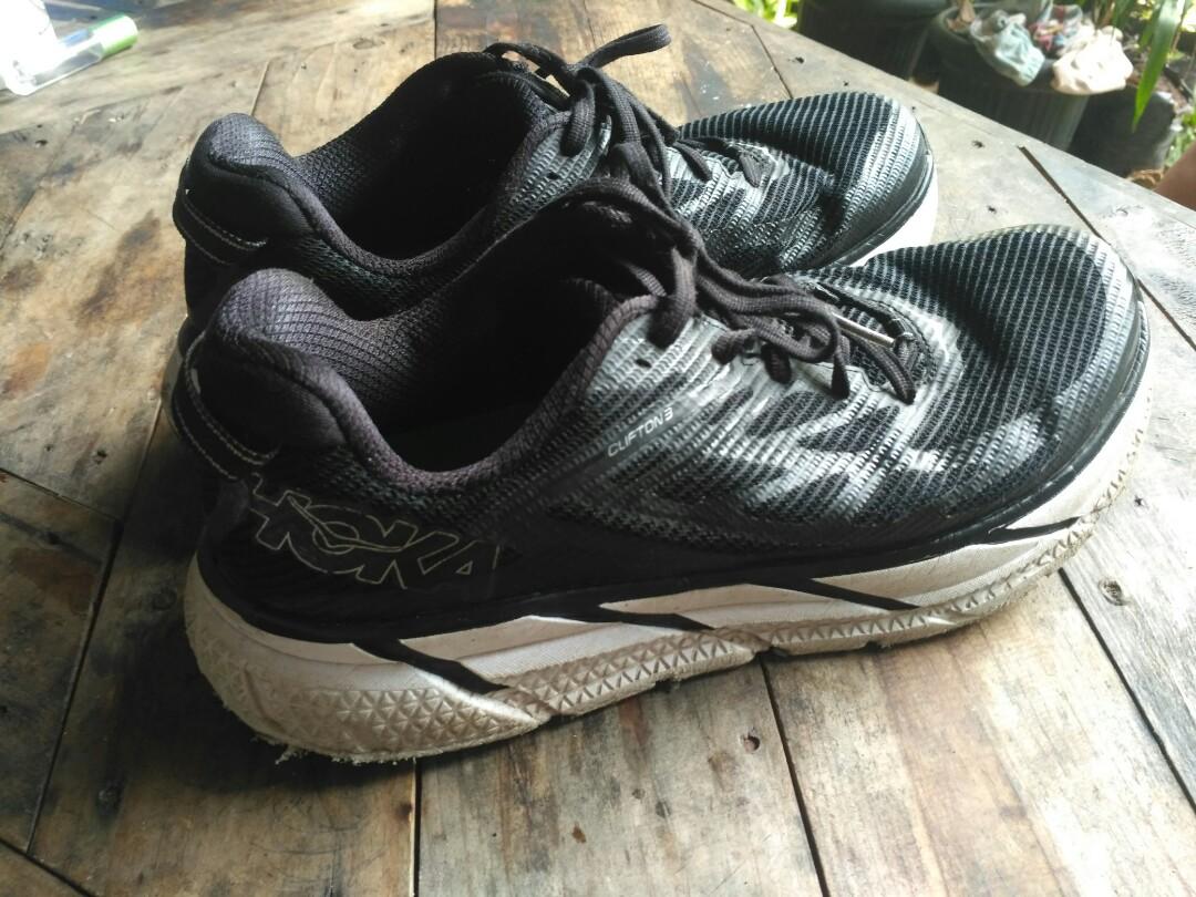 Sepatu Lari Running Hoka One One Clifton 3 Size 42 2 3 Second Fesyen Pria Sepatu Sneakers Di Carousell