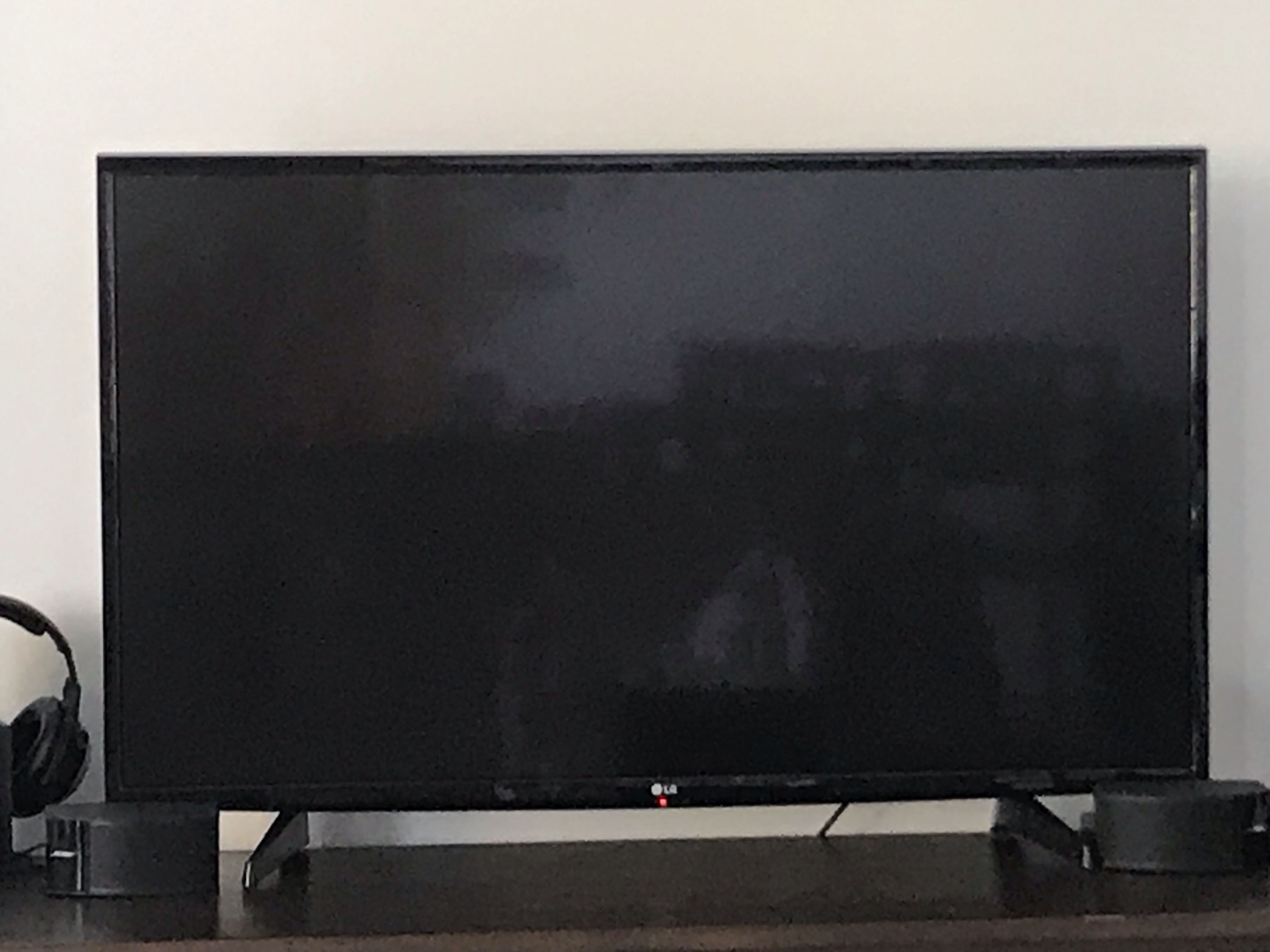 LG 43UH610T, TV & Home Appliances, TV & Entertainment, TV on Carousell