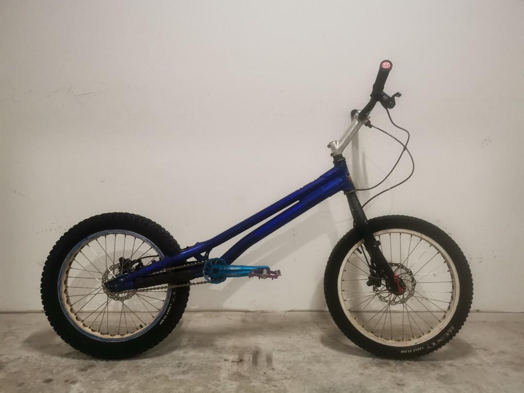 Neon Trial bike 20\