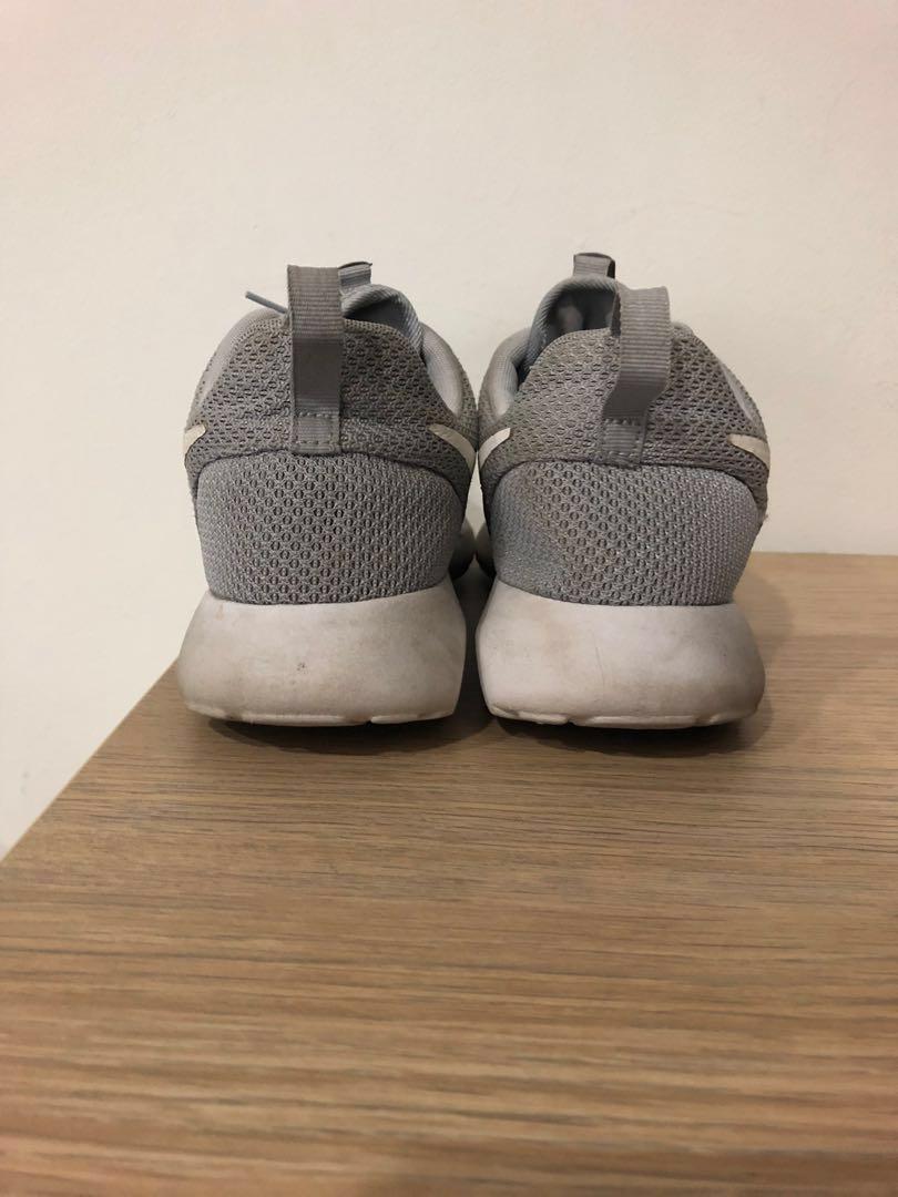 Nike roshe run light grey clearance