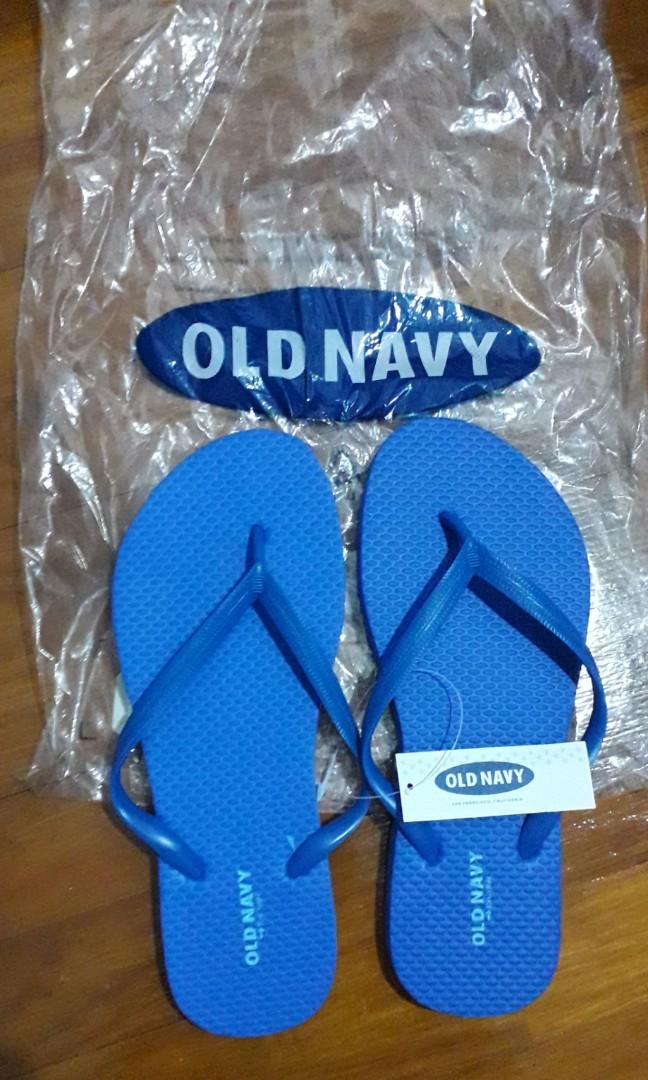 old navy blue flip flops